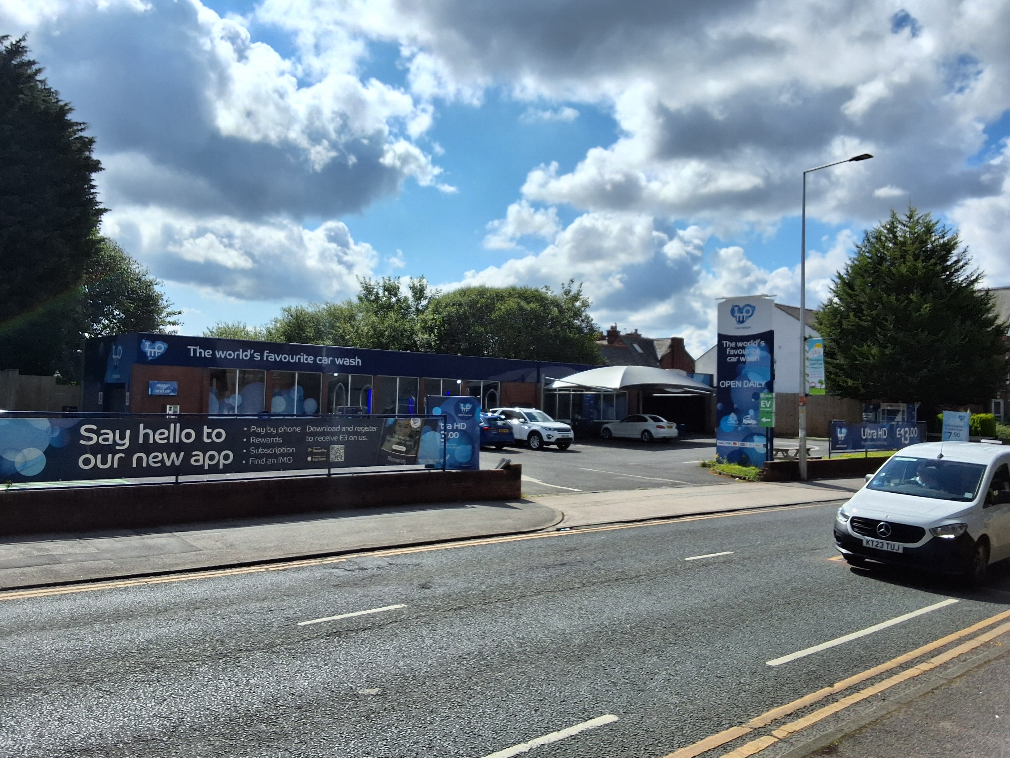 IMO Car Wash Leigh
